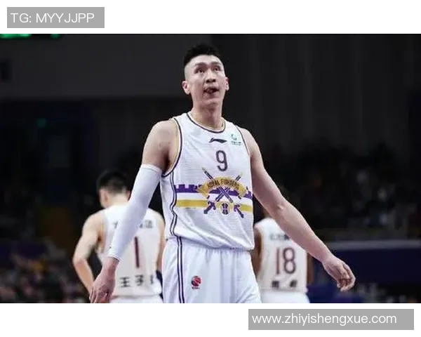 深圳篮球队的蜕变之路:从地方球队到奥运舞台的奋斗历程 深圳篮球队的蜕变之路:从地方球队到奥运舞台的奋斗历程